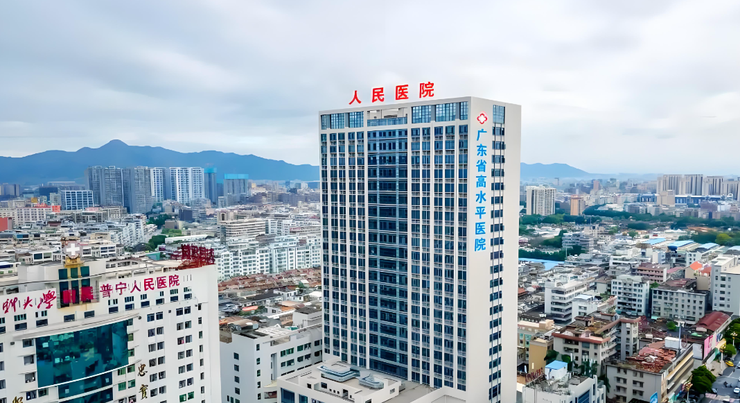 廣東省普寧人民醫(yī)院<font color='red'>機(jī)房</font>